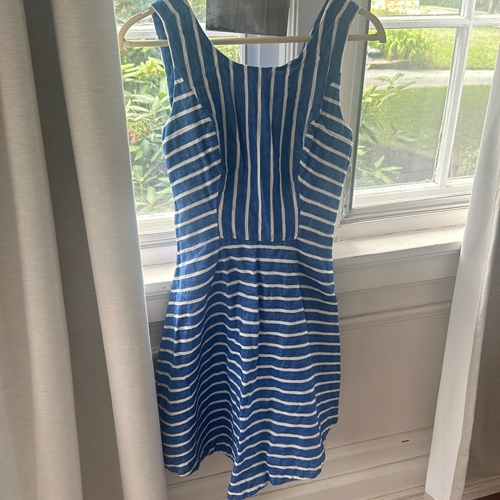 Vineyard Vines striped dress